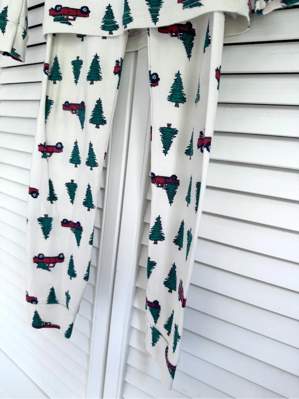 6🌲 GAP Kids Organic Cotton Red Pickup Truck & Green Christmas Trees PJ Set